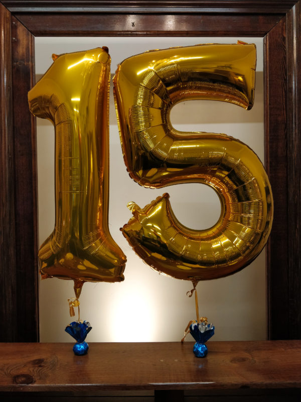 gold number balloons "15"